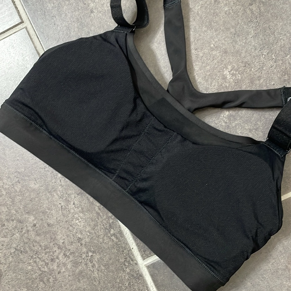 Athleta Ultimate Adjustable A-C Bra size Small - Picture 9 of 10